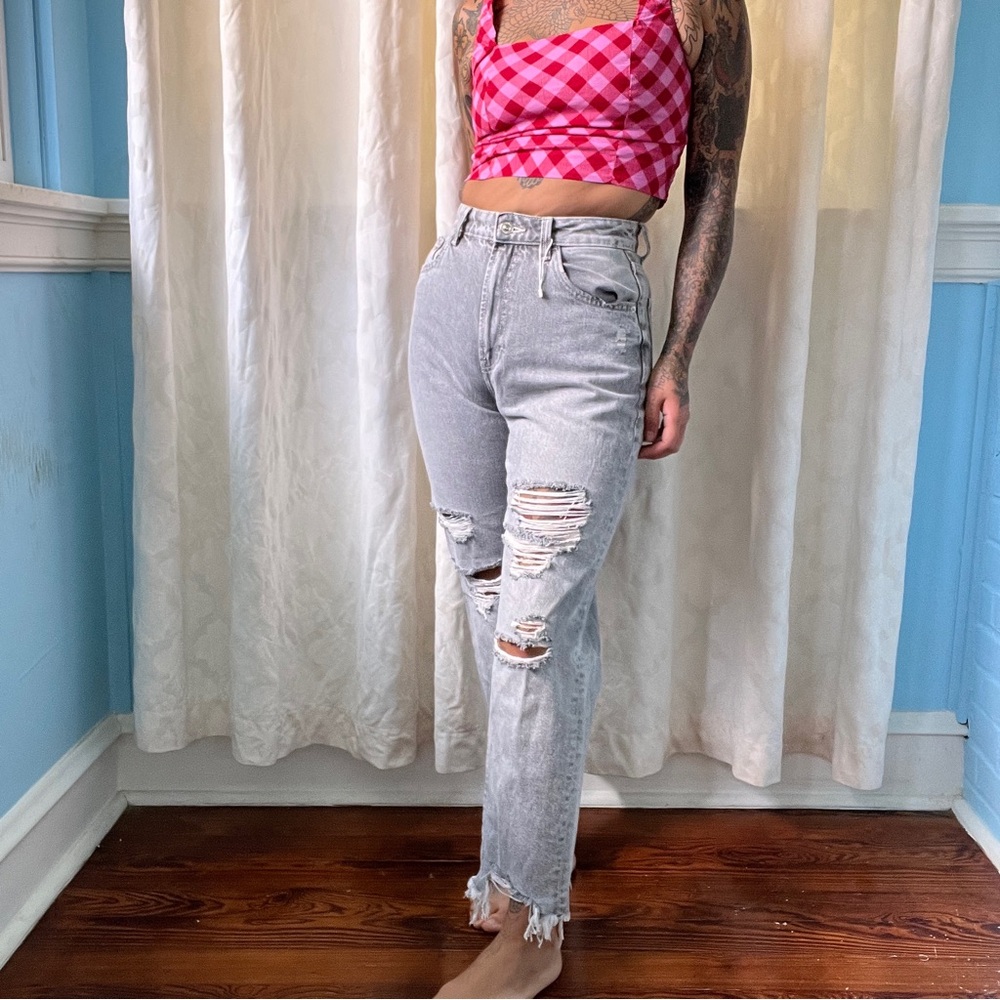 bershka mom jean distressed grey wash 100% cotton size 4